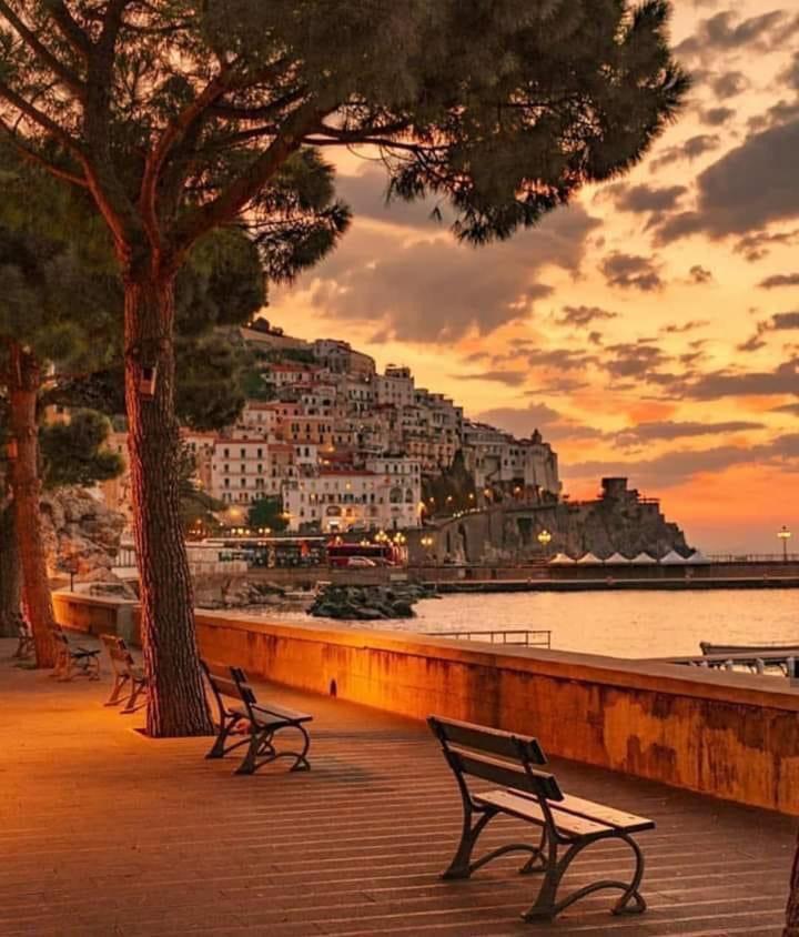 Holiday House Lual Agerola Bagian luar foto