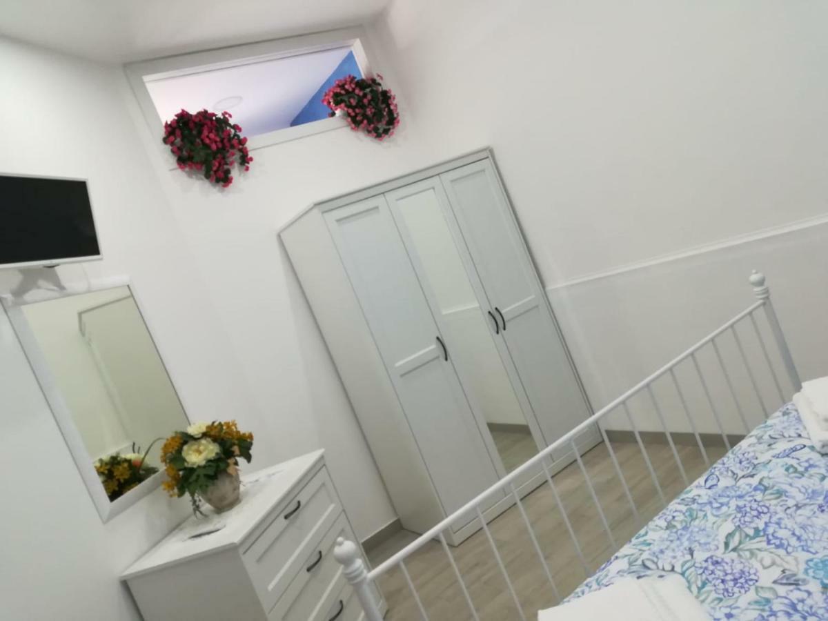Holiday House Lual Agerola Bagian luar foto